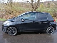 Gebraucht Toyota Yaris 99 PS (72 kW) 2013 Schwarz Kleinwagen
