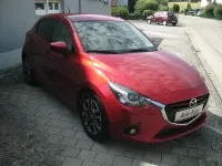 Gebraucht Mazda 2 Edition 90 PS (66 kW) 2015 Rot Limousine