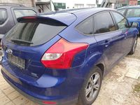 Usata Ford Focus SYNC Edition 101 CV (74 kW) 2014 Blu Utilitaria
