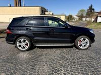 Gebraucht Mercedes ML250 204 PS (150 kW) 2012 Obsidianschwarz  metalliclack SUV