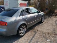 Gebraucht Audi A4 102 PS (75 kW) 2005 Silber Limousine