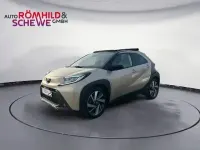 Gebraucht Toyota Aygo X X-plore 72 PS (52 kW) 2022 Beige SUV