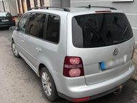 Gebraucht VW Touran 140 PS (102 kW) 2008 Silber Van / Kleinbus