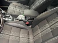 Gebraucht VW Golf VI 143 PS (105 kW) 2012 Silber Kleinwagen