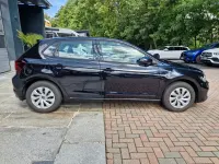 Gebraucht VW Polo Life 95 PS (69 kW) 2024 Schwarz Kleinwagen