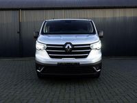 Gebraucht Renault Trafic 150 PS (110 kW) 2024 Silber Van / Kleinbus