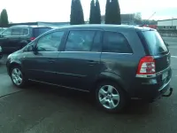 Gebraucht Opel Zafira Family 110 PS (80 kW) 2012 Karbongrau/grey (metallic) Van / Kleinbus