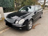 Gebraucht Mercedes E220 150 PS (110 kW) 2005 Schwarz Kombi