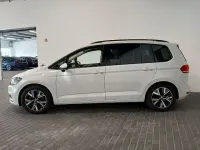 Gebraucht VW Touran Comfortline 150 PS (110 kW) 2024 Weiß Van / Kleinbus