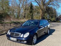Gebraucht Mercedes E280 Elegance 190 PS (139 kW) 2006 Blau Kombi