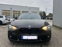 Gebraucht BMW 116 136 PS (100 kW) 2012 Schwarz Kleinwagen