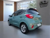 Gebraucht Hyundai i10 67 PS (49 kW) 2023 Grün Kleinwagen