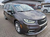 Gebraucht Chrysler Pacifica 291 PS (214 kW) 2023 Grau Van