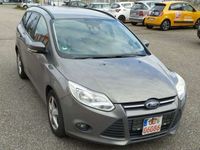 gebraucht Ford Focus Turnier 1.6 TDCi DPF Start-Stopp-System Titanium