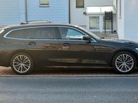 Second-hand BMW 330 Performance 265 CP (194 kW) 2020 Negru Berlinǎ