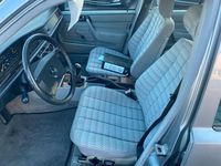 Gebraucht Mercedes 190 75 PS (55 kW) 1990 Blau Limousine
