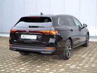 Gebraucht VW Passat Comfortline 150 PS (110 kW) 2024 Schwarz Kombi
