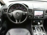 gebraucht VW Touareg 3,0 TDI R-Line Leder Navi Luftfeder AHK