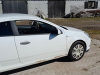 Gebraucht Opel Astra GTC Innovation 90 PS (66 kW) 2009 Weiß Limousine