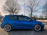 gebraucht VW Golf VI 6R Rising Blue Metallic 8Fach Bereift