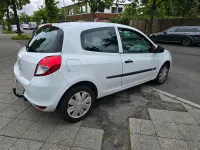 Gebraucht Renault Clio 75 PS (55 kW) 2010 Weiß Kleinwagen
