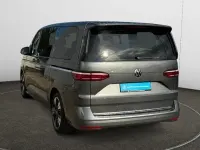 Gebraucht VW Multivan Style 150 PS (110 kW) 2024 Indiumgrau metallic Van / Kleinbus