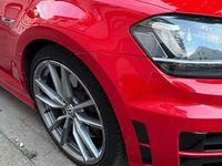 Gebraucht VW Golf VII R 300 PS (220 kW) 2014 Rot Limousine