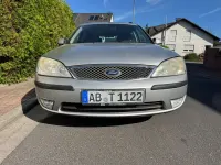 Usado Ford Mondeo 125 CV (91 kW) 2003 Plateado Berlina
