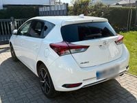 Gebraucht Toyota Auris Team 116 PS (85 kW) 2019 Weiß Kleinwagen