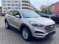 Gebraucht Hyundai Tucson GO! 177 PS (130 kW) 2017 Silber SUV
