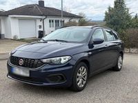 Gebraucht Fiat Tipo Pop 95 PS (69 kW) 2018 Blau Kombi