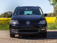 Second-hand VW Sharan 150 CP (110 kW) 2015 Negru Monovolum