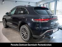 Gebraucht Porsche Macan 265 PS (194 kW) 2023 Tiefschwarzmetallic SUV