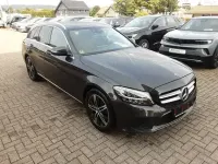 Gebraucht Mercedes 200 Avantgarde 160 PS (117 kW) 2020 Grau Kombi