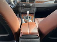 Gebraucht BMW 320 150 PS (110 kW) 2006 Gold Kombi