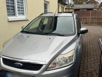 Gebraucht Ford Focus 109 PS (80 kW) 2011 Grau Kombi