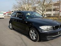 Gebraucht BMW 118 143 PS (105 kW) 2011 Schwarz Kleinwagen