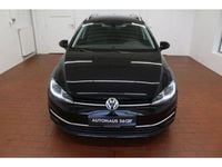 Gebraucht VW Golf VIII Highline 150 PS (110 kW) 2020 Deep black Kombi