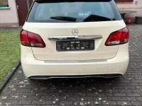Gebraucht Mercedes B180 109 PS (80 kW) 2016 Gelb Kleinwagen