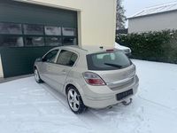 Gebraucht Opel Astra Innovation 140 PS (102 kW) 2008 Grau Limousine