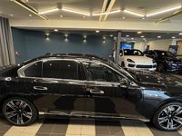 Gebraucht BMW M760e Performance 571 PS (419 kW) 2024 Schwarz Limousine