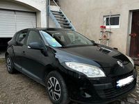 Gebraucht Renault Mégane 100 PS (73 kW) 2011 Schwarz Kleinwagen