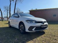 Gebraucht VW Polo Move 80 PS (58 kW) 2023 Pure white Kleinwagen