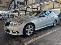 Gebraucht Mercedes E200 AMG line 184 PS (135 kW) 2010 Silber Kombi