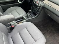 Gebraucht Audi A6 179 PS (131 kW) 2001 Grau Kombi