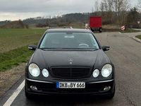 Gebraucht Mercedes E500 Avantgarde 306 PS (225 kW) 2004 Schwarz Limousine