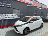 Gebraucht Toyota Aygo X-wave 69 PS (50 kW) 2017 Weiß Kleinwagen