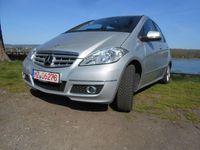 Gebraucht Mercedes A160 95 PS (69 kW) 2012 Silber Limousine