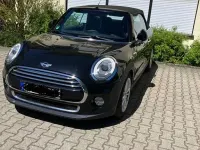Używany Mini Cooper 136 KM (100 kW) 2018 Czarny Hatchback