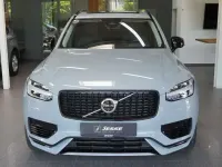 Gebraucht Volvo XC90 Plus 455 PS (334 kW) 2024 Vapour grey / metallic SUV